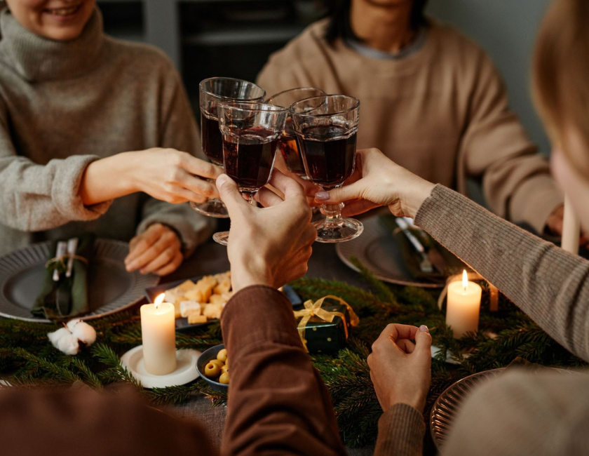 Dinner table with Stags' wine