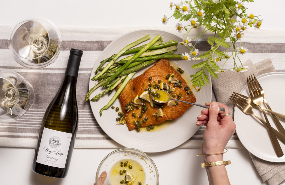 Pan-Seared Salmon with Lemon-Caper Sauce and Sautéed Asparagus